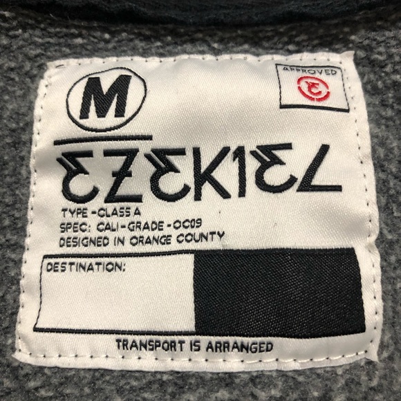 ****SOLD*****Ezekiel black Camo jacket - Picture 4 of 5